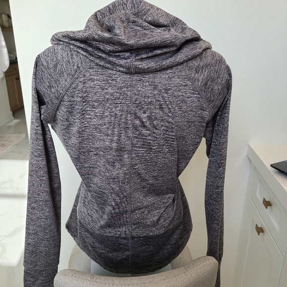 NFL HOODED ZIP UP/ Bears - Picture 3 of 6